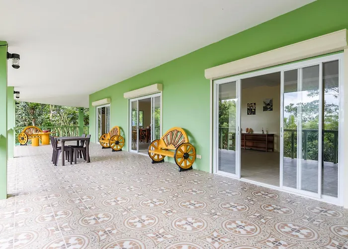 Jolam - Family Haven In An Island Paradise * Poro